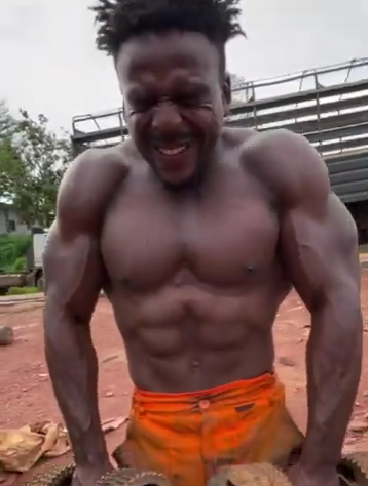 mecanico de camarões forte
